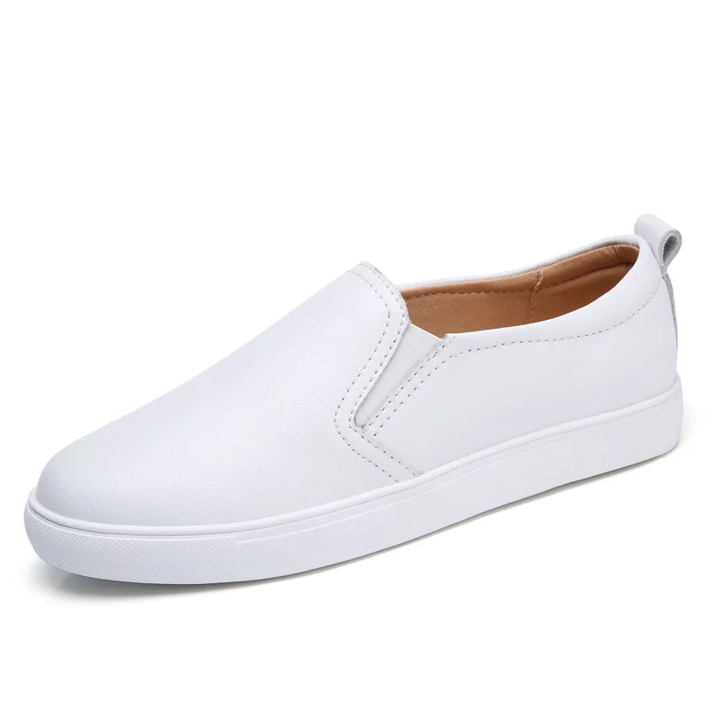 

2019 Four Seasons New Style Genuine Leather Loafers Hollow out Breathable Small Leather Shoes Foot Covering Loafers Versatile Ma