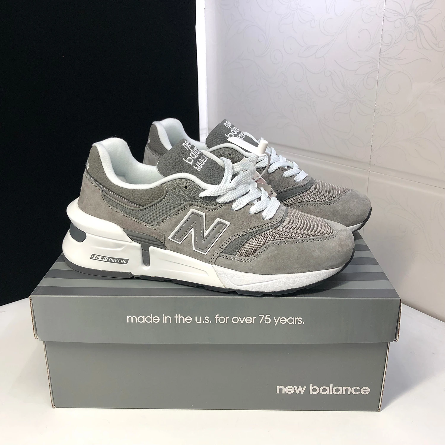 Классическая обувь для ходьбы New Balance мужчин и женщин серия NB997S простроченные