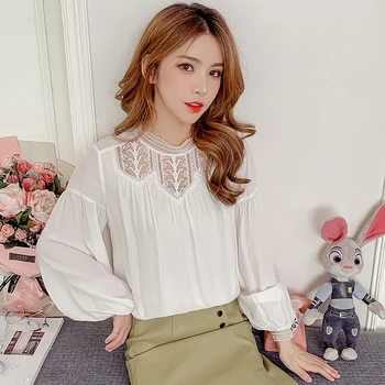 

The spring and autumn period and the new render lace collar lantern sleeve sets loose white shirt with long sleeves shirt female