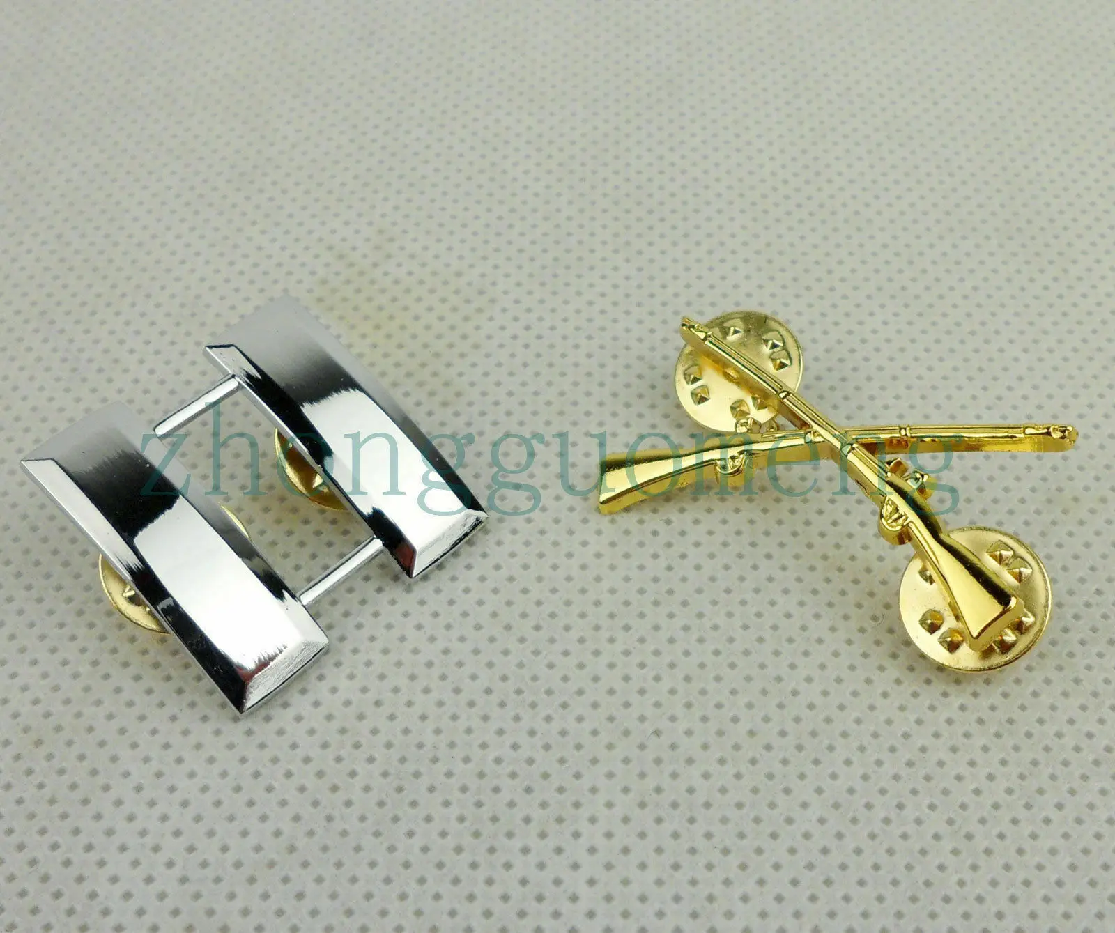 US ARMY OFFICER CAPTAIN COLLAR INSIGNIA METAL BADGE PIN CLASSIC MILITARY military lapel pin