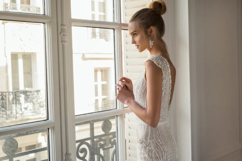 Gorgeous Mermaid Overskirts Wedding Dresses V Neck Full Lace Wedding Dress Bridal Gowns With Pockets