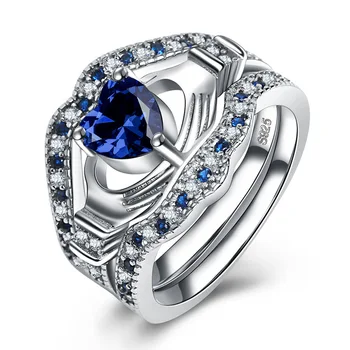

Romantic Two Hands Holding Heart Shaped Three-Piece Ring Personality Women Fashion Valentine Gift