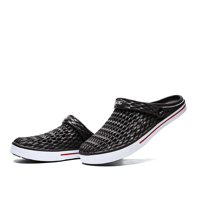 2021 Men Sandals Casual Summer Hole Shoes Clogs Lovers Home Garden Outdoor Beach Flat Slippers