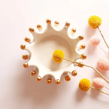 

European Gilded Crown Storage Tray Ceramic Artware Crown Craft Desktop Sundries Fruit Tray Home Decoration Accessories Gift