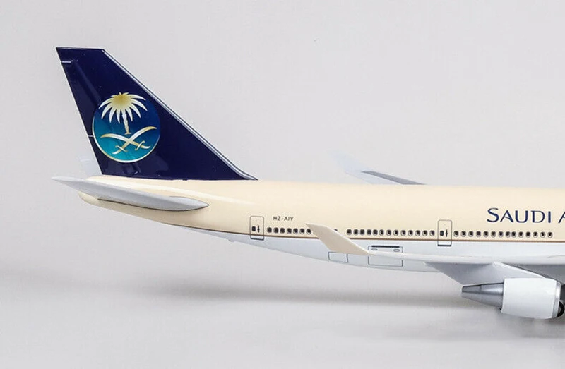 1/150 Смола Саудовской Аравии модель самолета Boeing B747-400 47 см светодиодный свет Passanger самолет W свет и колеса литой под давлением пластиковый самолет