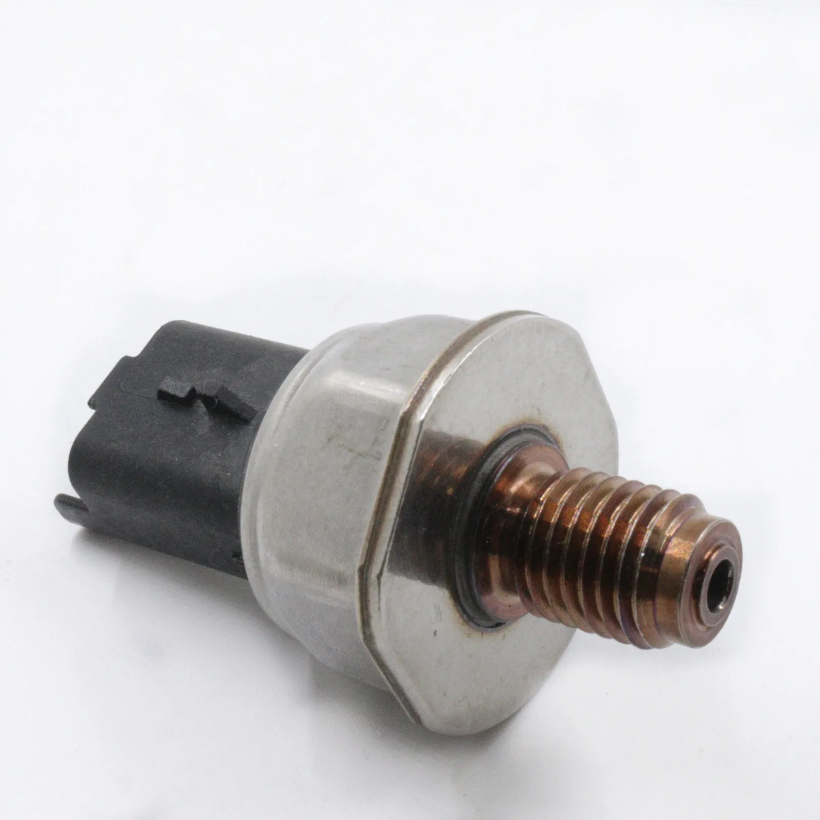 85PP06-04 1920GW 1920.GW 9658227880 датчик давления топлива для Citroen 85PP0604