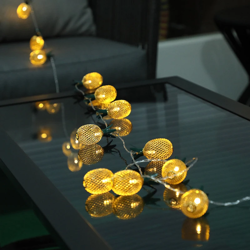 LED 1.5M10Lamp Iron Retro Pineapple Light Christmas Lantern Festival Light Strings Bedroom  Courtyard Decorative Light Battery