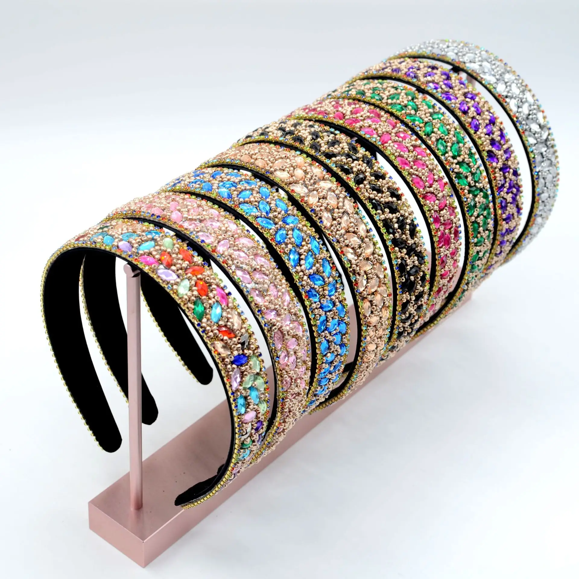 Decorated with hair crystal band width of crack edge drill collar restoring ancient ways diamond |