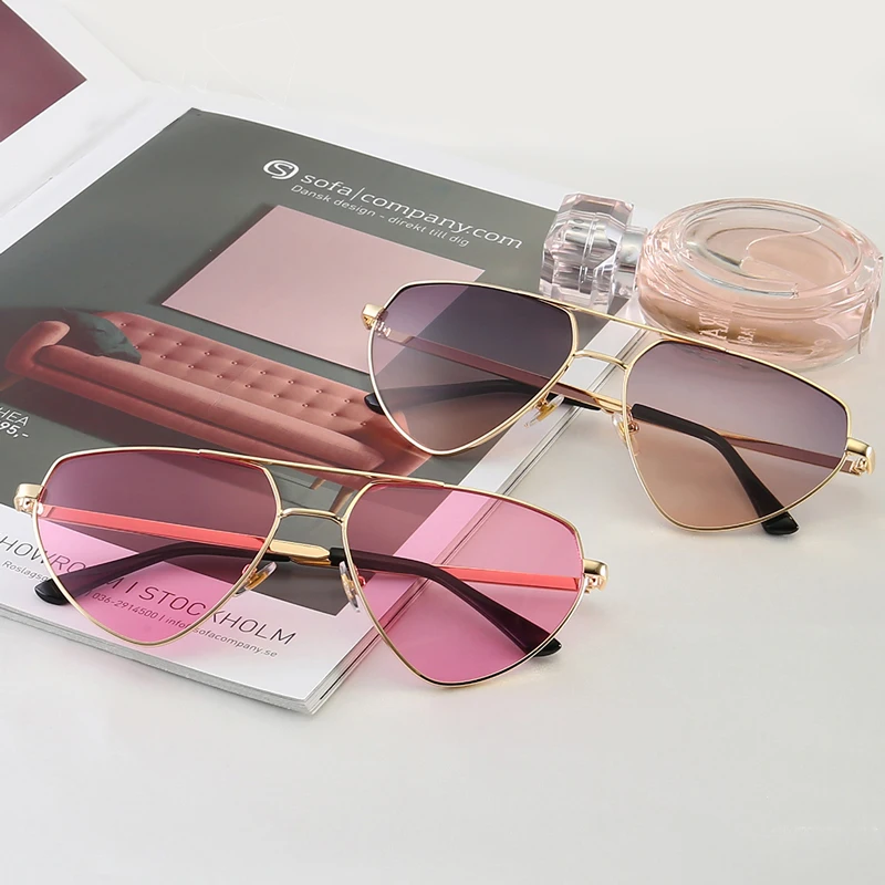

PAMASEN UV400 Web Celebrity PC 7 Colors Fashion Anti-glare Glasses Sun Glasses For Women UV400 Metal Frame