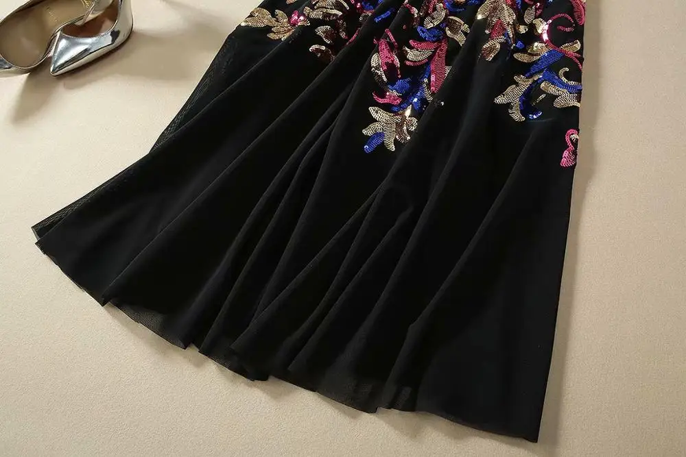Высокое качество сезон: весна–лето платье Vestidos взлетно-посадочной полосы роскошное платье без рукавов с блестками нежное детское Платье черного цвета Для женщин трапециевидной формы Макси Платья для вечеринок