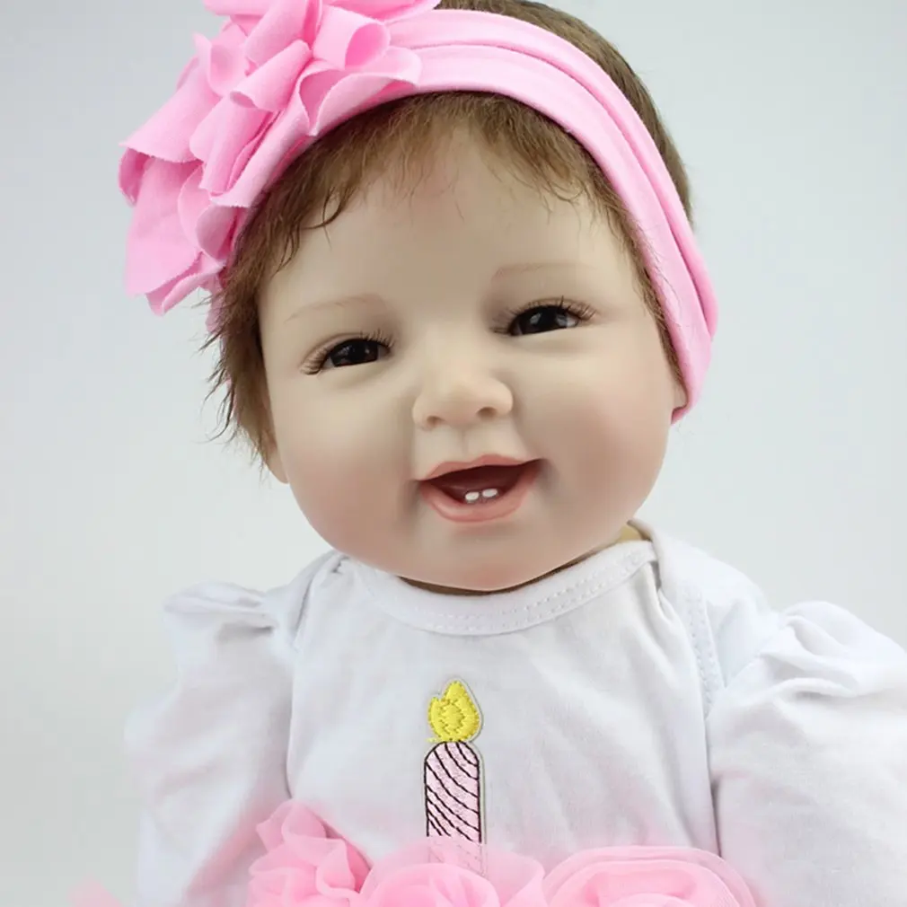 22 Inch Smile Face Reborn Baby Dolls Alive Lifelike Dolls Realistic Bebe Reborn Babies Girls Toys With Beautiful Dress