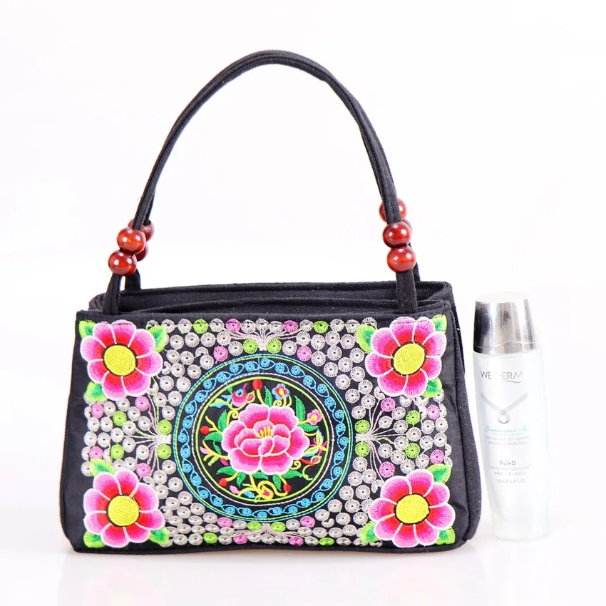 New Fashion Embroidery Women Small handbags National Floral Embroidered Lady Top-handle bags Single-layer Beading Falp Carrier