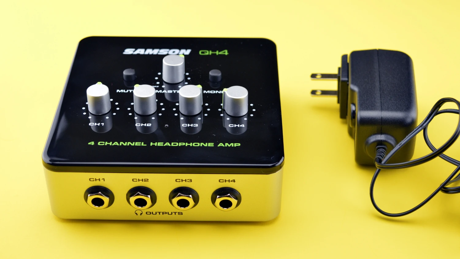 SAMSON QH4 4-CHANNEL STUDIO HEADPHONE AMP 4