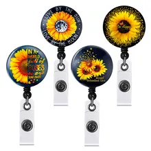

7 Color Fashion Sunflower Retractable Nurse Badge Reel Clip Badge Holder Students Doctor Id Card Holder Значки Значок Tarjetero