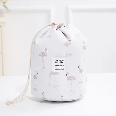 Женская косметичка цветной цилиндр Drawstring Водонепроницаемая дорожная косметичка большой емкости Красота Макияж хранение туалетных принадлежностей комплект - Цвет: White flamingo