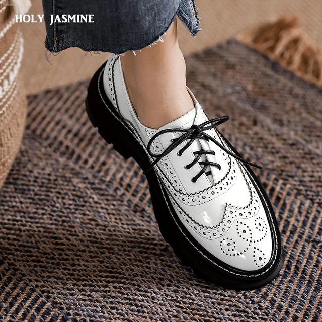 black and white dress shoes womens