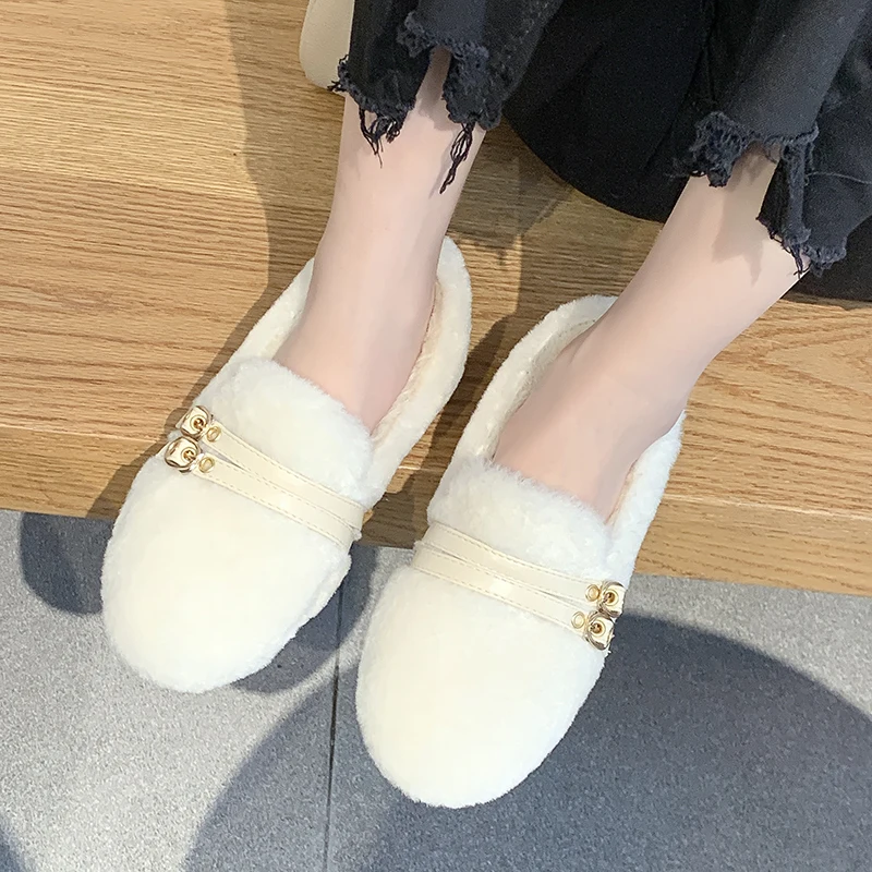 

Lazy Warm Cotton Shoes Women A pedal Short Plush women shoes Fashion Autumn And Winter Peas Shoes Female Wild Buckle U16-28