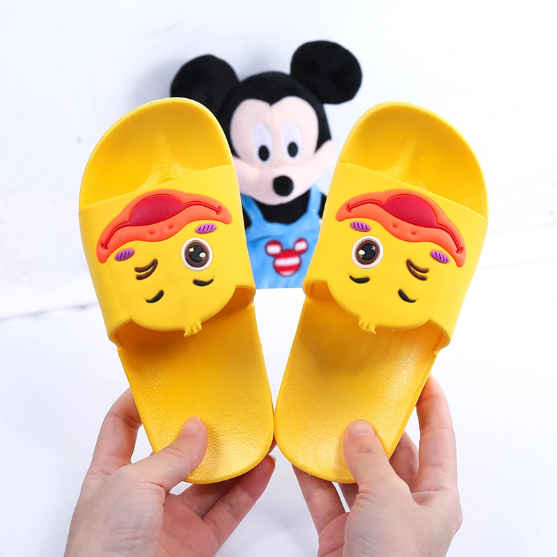 Children's new slippers boy girl summer indoor children's beach slippers bath non-slip cartoon home shoes Rabbit duck
