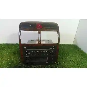 

1576543 Audio system/Radius Cd Peugeot 307 (s1)