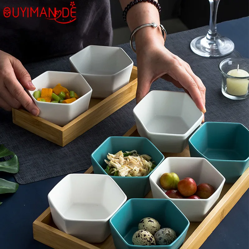 Изысканная тарелка для закусок простая сушеная варенья керамическая две тарелки