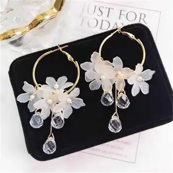 

Fashion Flower Crystal Dangle Earrings Women Circle Acrylic Ear Clip Earring For Women Jewelry Gift