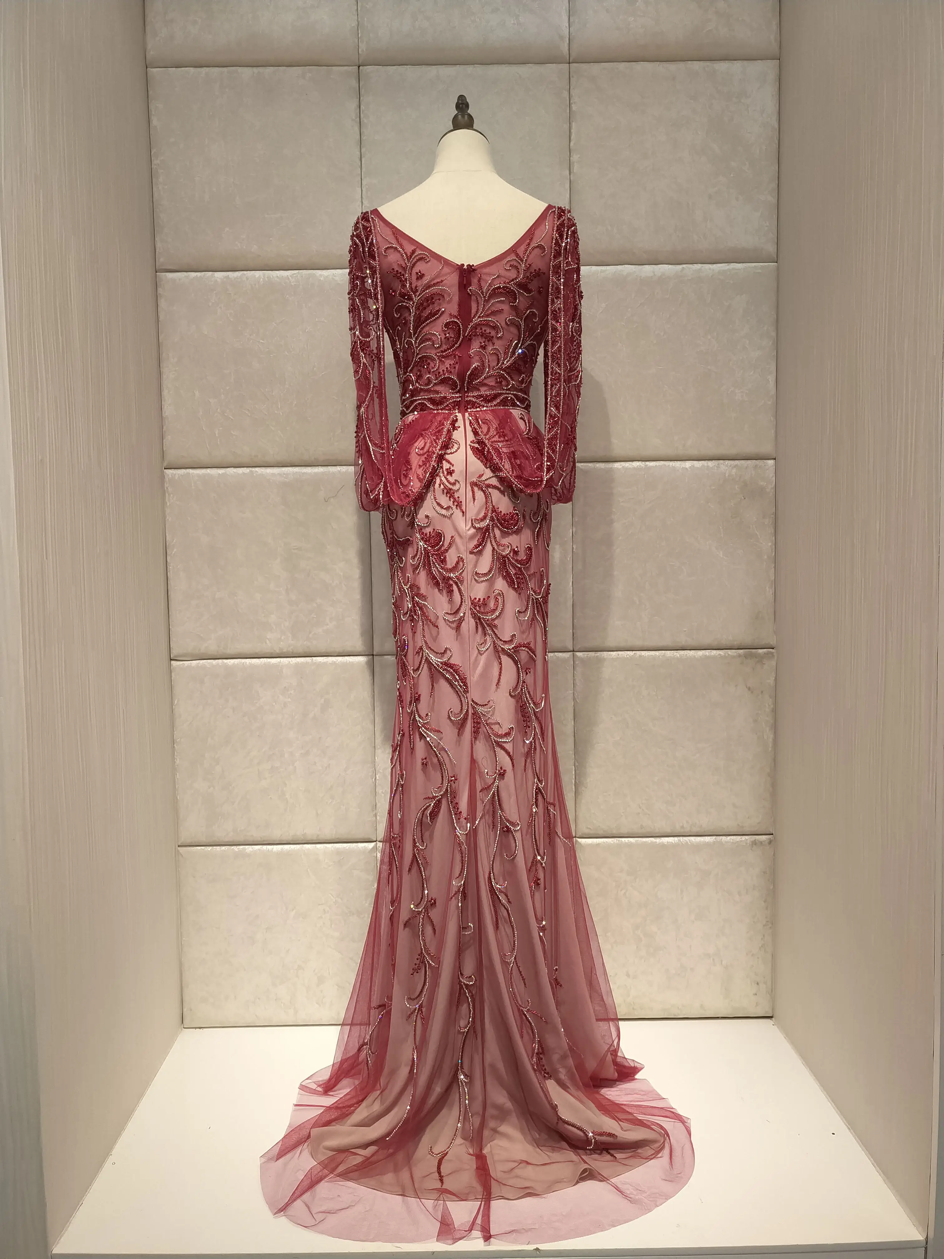 Характерные вечерние платья с перьями; Новинка года; vestido de noiva abendkleider robe de soiree; длинное платье