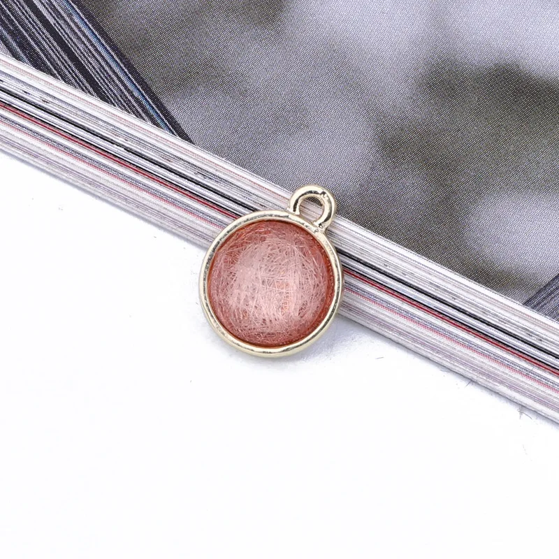 12578237551_1337845320