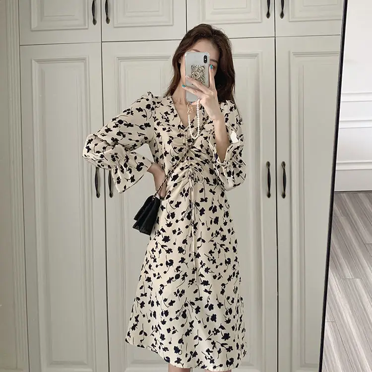 Long Sleeve Dress Women Floral Print Spring Basic Slim Temperament Lightweight V-neck Elegant Sweet Lady Dresses Apricot Classy summer dresses for women