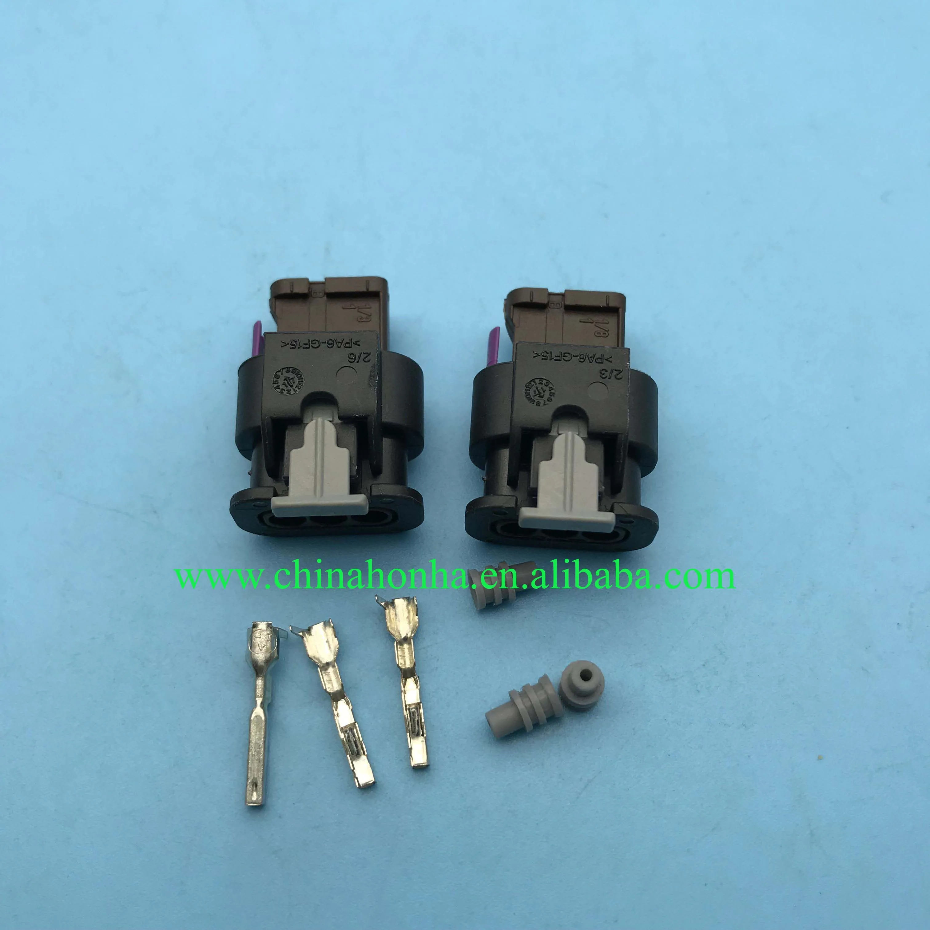 50 pcs 3-контактный 4F0973703A для реверсивный радар 3 отверстия автомобильный разъем жгута проводов разъем с терминала - Название цвета: 50 pcs