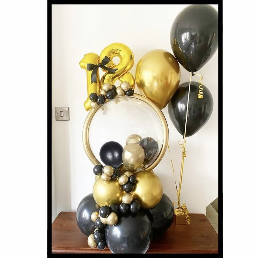 Balloon Boquet with foil crown balloon inside the Bobo Balloon 