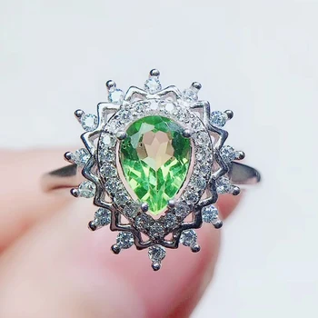 

Per jewelry Natural real peridot ring Drop luxury style Free shipping 0.7ct gemstone 925 sterling silver Fine jewelry Q2041624
