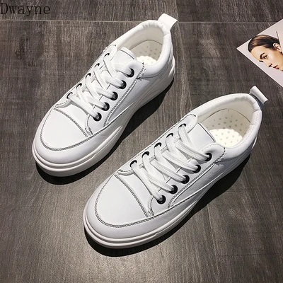 

Small white shoes female 2019 tide shoes autumn net red fashion casual students wild thick bottom comfortable shoes