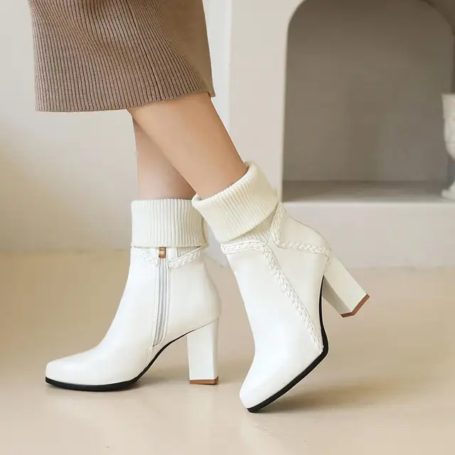 The New Women Ankle Boots Chelsea Boots 
