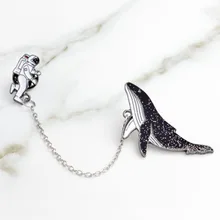 В настоящее время доступны креативная масляная капля брошка мультфильм сверкающий порошок КИТ астронавт сплав корсаж ночное небо Брошь Панк Colla