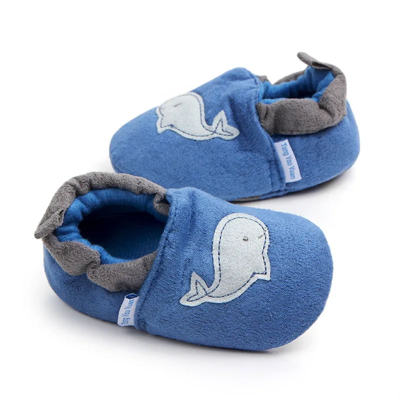 Обувь для новорожденных; короткие носки для мальчиков и девочек; Разноцветные милые ботиночки для малышей с изображением звезд; зимние мягкие теплые ботиночки из хлопка для младенцев