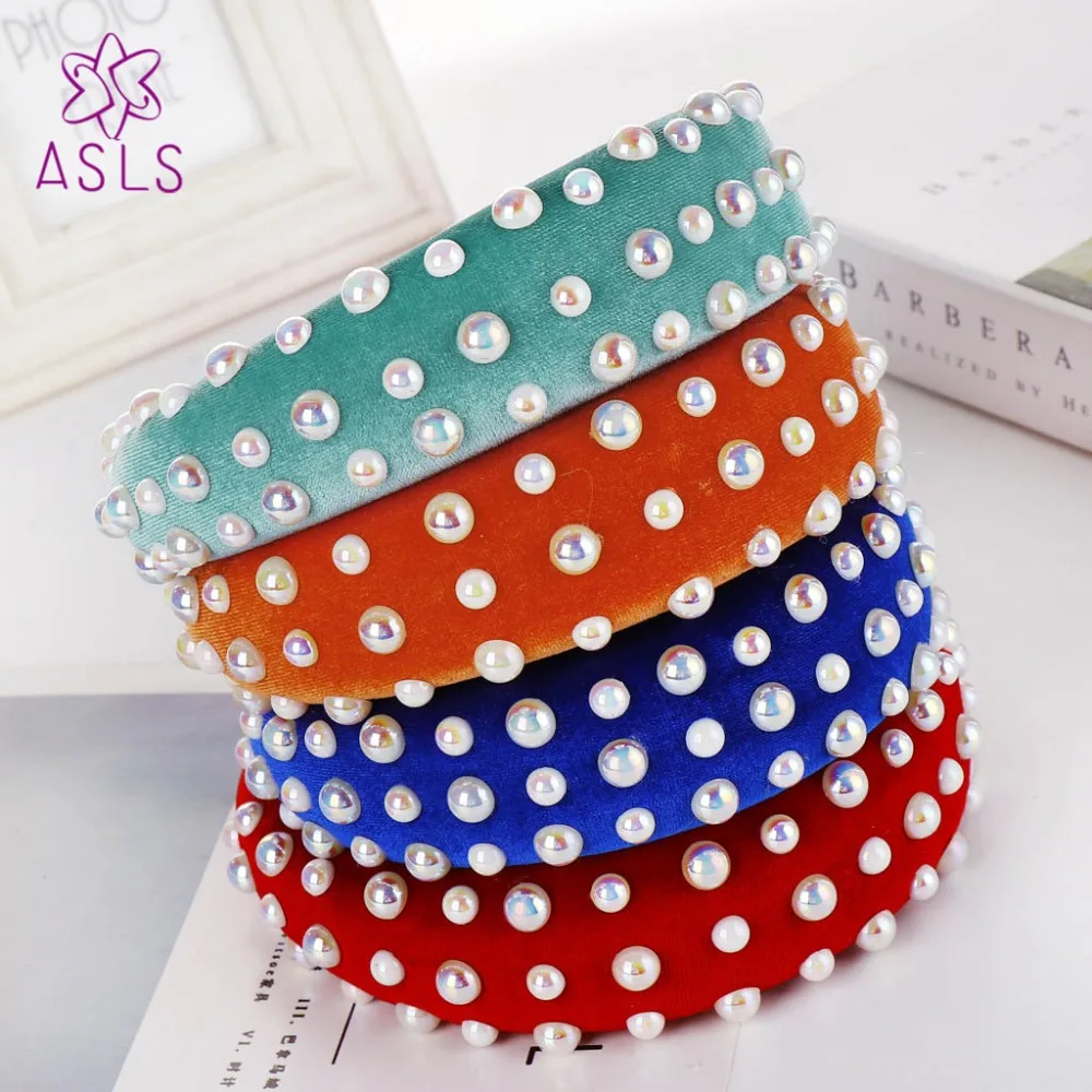 11067583346_1270434164