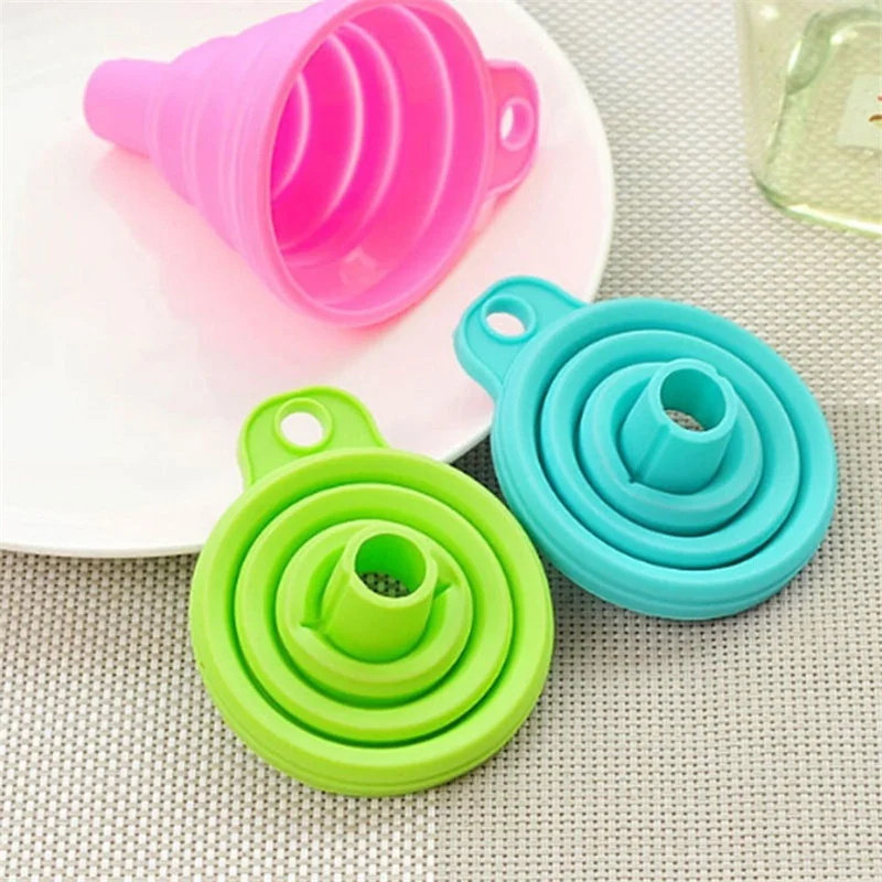 

Mini Foldable Funnel Food Grade Folding Silicone Funnel Portable Funnels Be Hung Household Liquid Dispensing Kitchen Tools