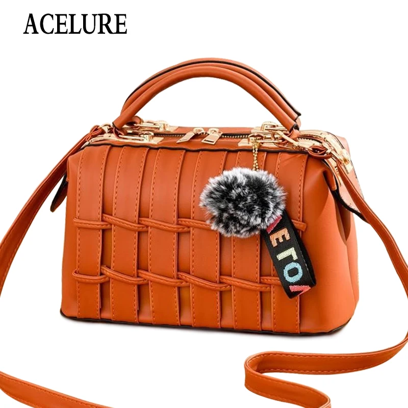 

New Arrival Femal Handbag Retro Fur Ball Hanging Messenger Bag PU Leather Tote Bag Women Ladies Fashion Shoulder Bag ACELURE