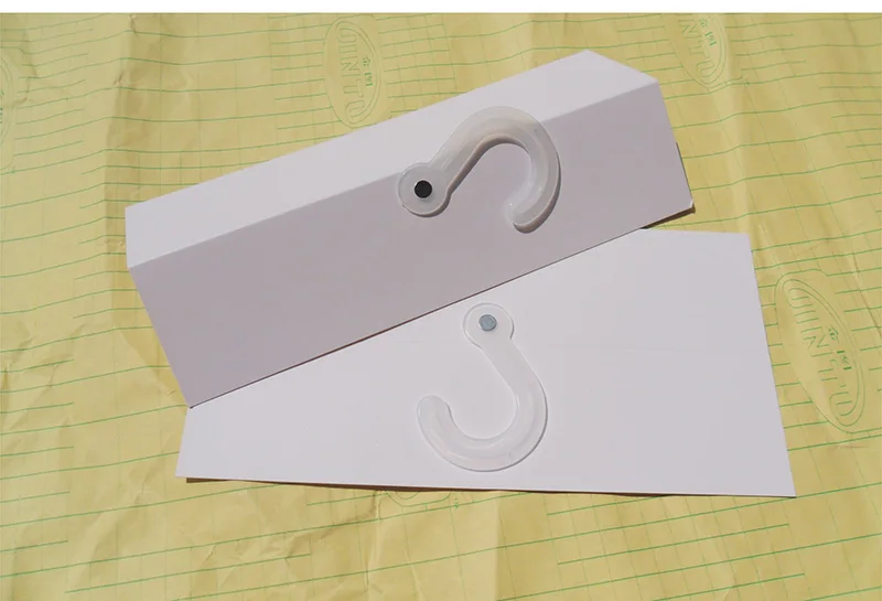 Description Picture 6 of item30pcs Rug Header Hanger Common Blank Fabric Swatch Card Plastic J Hook Leather Sample Swatch Cloth Pattern Hanging Display