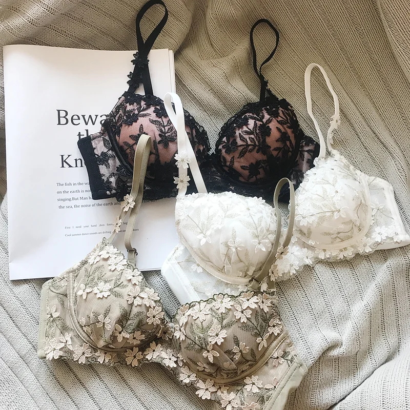 High Quality Lace Embroidery Flowers Underwear Sexy Push Up Bra Set Women  Flowers Decoration Lingerie Thicken B Cup Brassiere