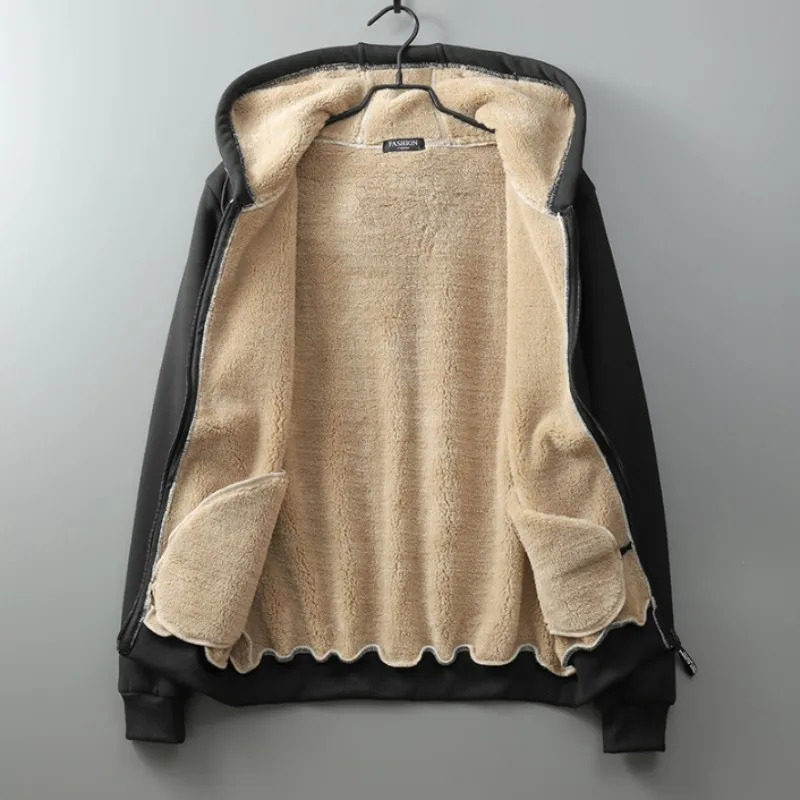 Рисунок 4 - Мужская зимняя толстовка с капюшоном