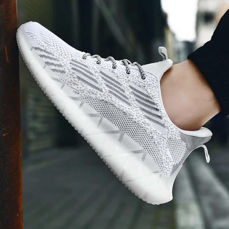 

TANTU New Summer Fashion Running Shoes for Men Lightweight Breathable Mesh Sport Walking Shoes Non-slip Outdoor Running Sneakers