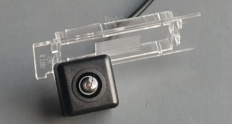 1120B-31-Renault Clio 4 IV 5D ESTATE