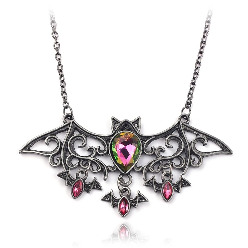 

Retro Bat Necklace Vampire Rhinestone Shiny Bat Batman Pendant Necklace Spider Man Men Boy Cosplay Christmas Gift