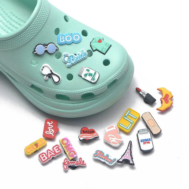 

1PCS PVC Shoe Charms Croc JIBZ Boo/OMG/Black Panther Buckles Graden Shoes Accessories Croc Button JIBZ Charm Kid's X-mas