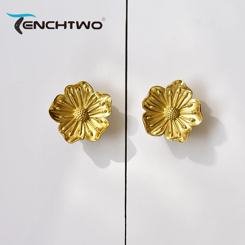 

TENCHTWO Art Vintage Furniture Handles Kitchen Wardrobe Cabinet Knobs Drawer Door Pulls Brass Gold For Flower Shape