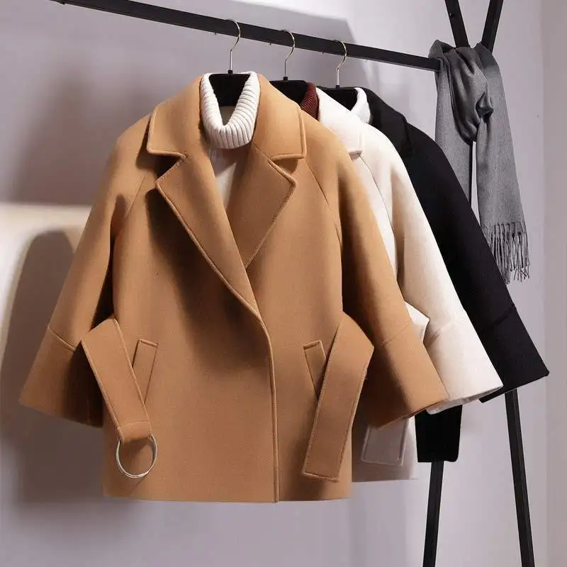 Теплая одежда для женщин, осенне-зимнее Короткое шерстяное пальто, куртка с поясом, стильное пальто, шерстяные пальто