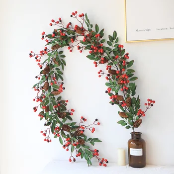 

Red Berry Garland Christmas Decoration Artificial Red Berry Wreath with Pine Cone Green Leaves for Festival Table Ornament