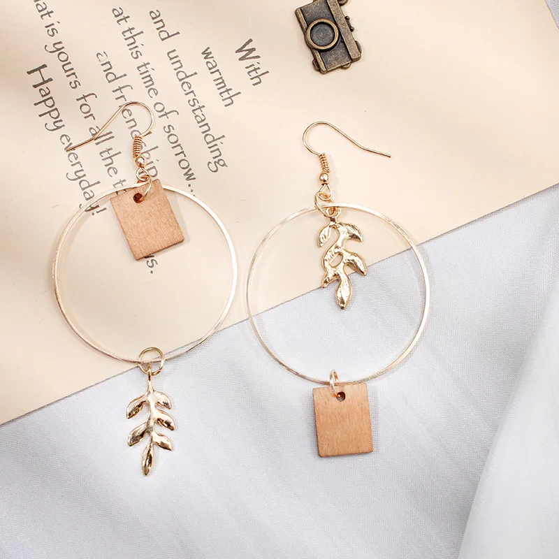 Позолоченные женские квадратные ювелирные изделия в виде листьев ассиметричные