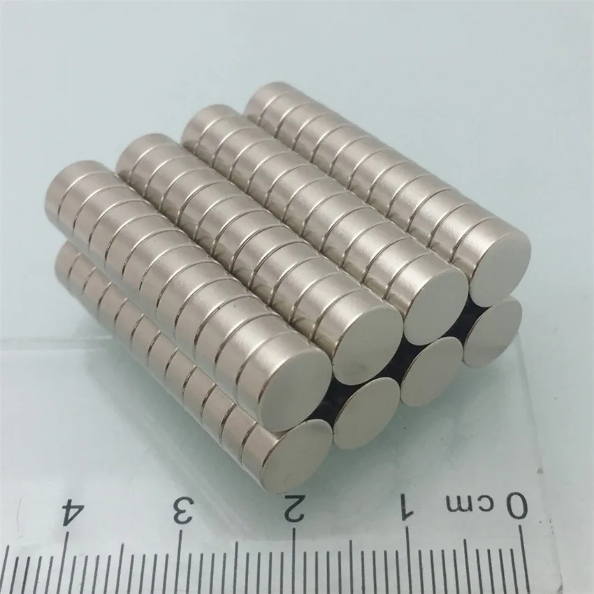 N52 magnet dia8x3mm04